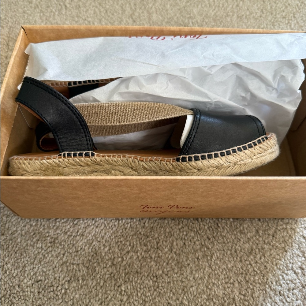 Toni Pons Black Espadrille Sandals